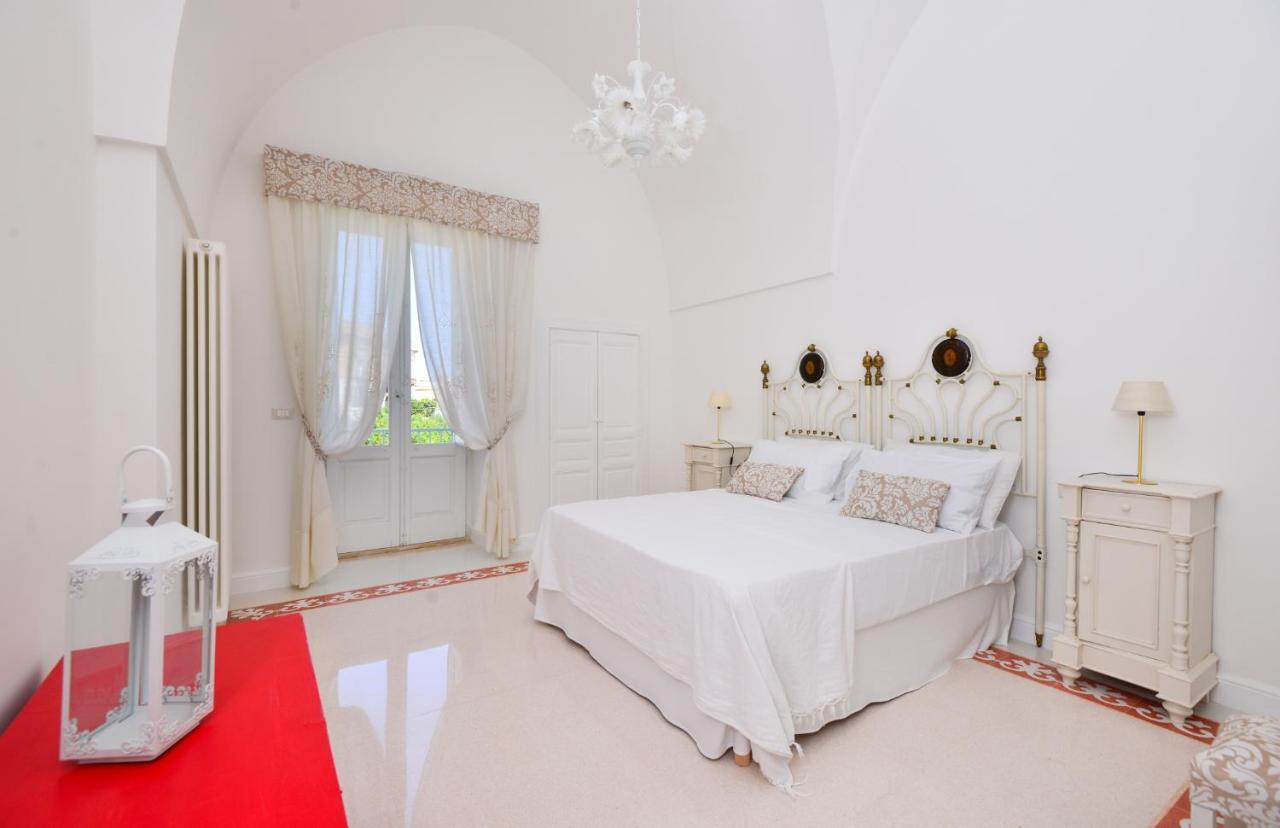 Palazzo Greco - Luxury Apartments With Sea-View Ostuni Exteriér fotografie