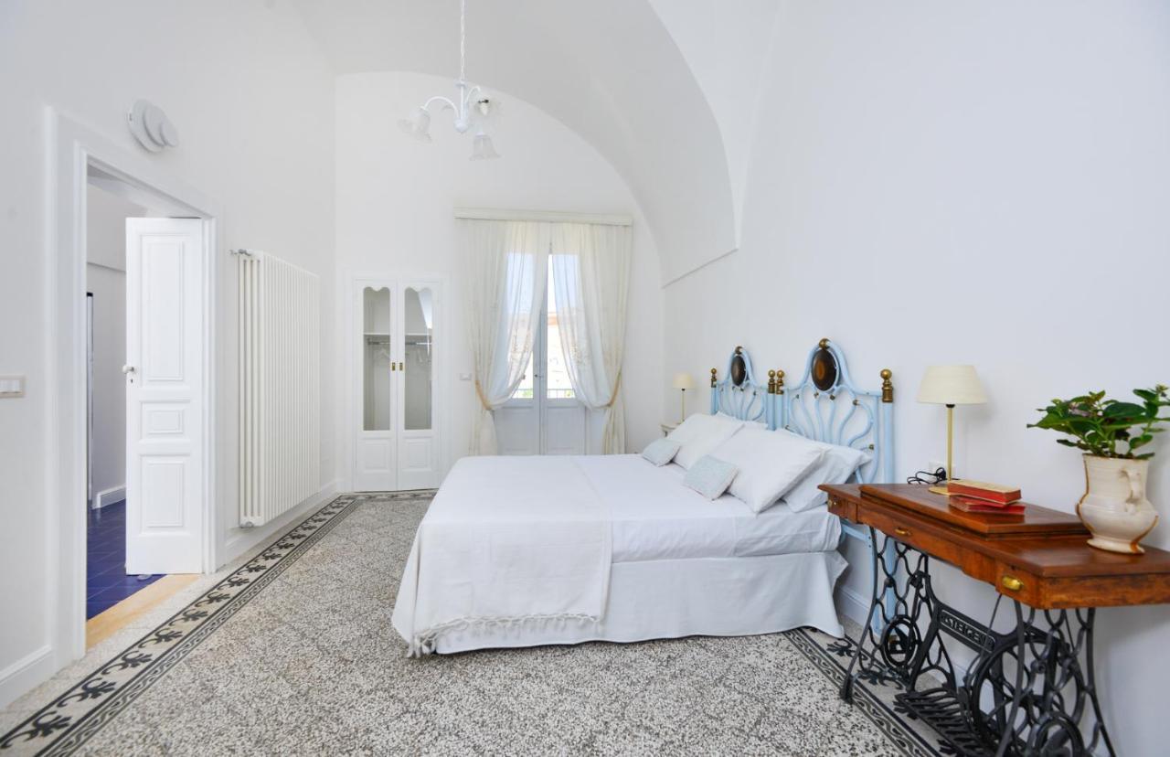 Palazzo Greco - Luxury Apartments With Sea-View Ostuni Exteriér fotografie