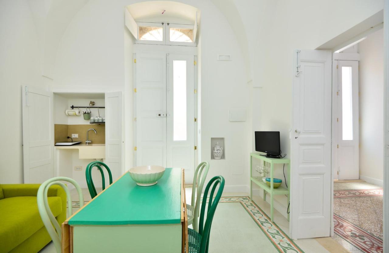 Palazzo Greco - Luxury Apartments With Sea-View Ostuni Exteriér fotografie